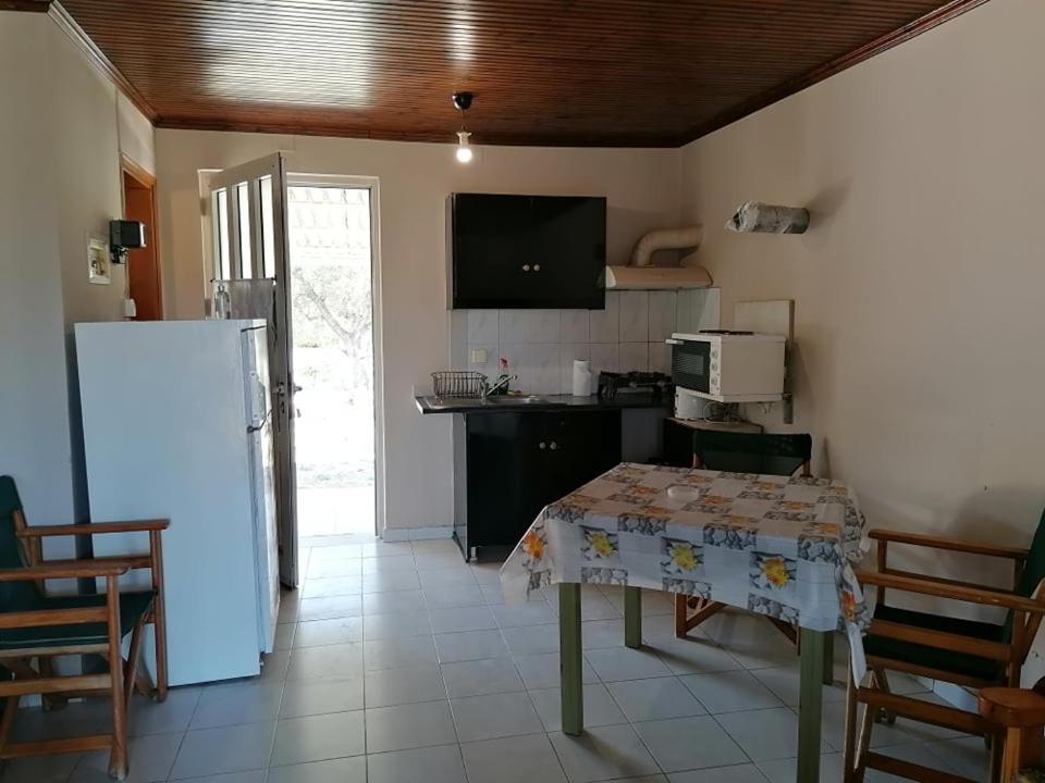 Agia Marina Studios, B Kalipádhon Exteriér fotografie